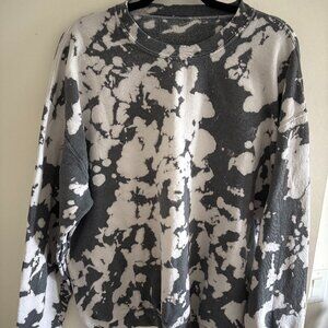 Urban Outfitters:  Urban Renewal Remade Monochrome Tie-Dye Crew Neck Sweatshirt